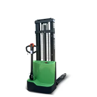 Montacargas Apilador Eléctrico 1,600 Kg